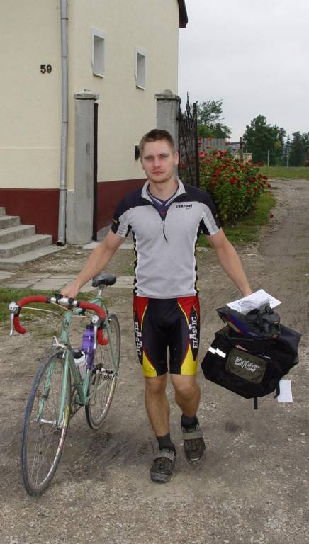 moha200539.jpg