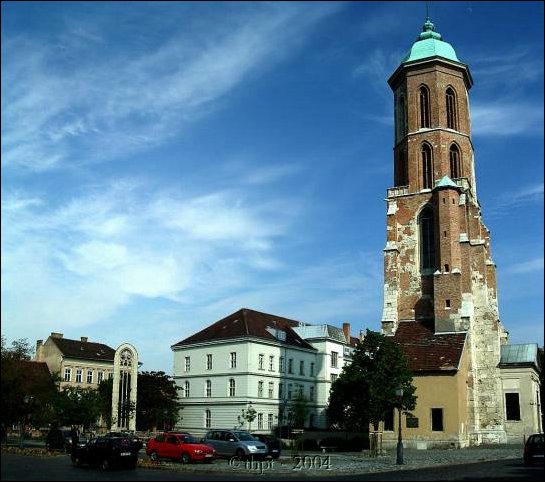 mariamagdolna_04_19.jpg