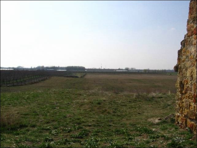 pusztatemplomrom09.jpg