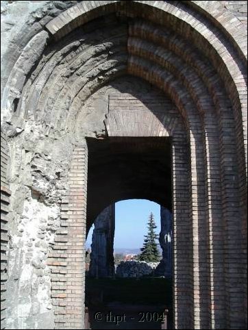 zsambek_04_003.jpg